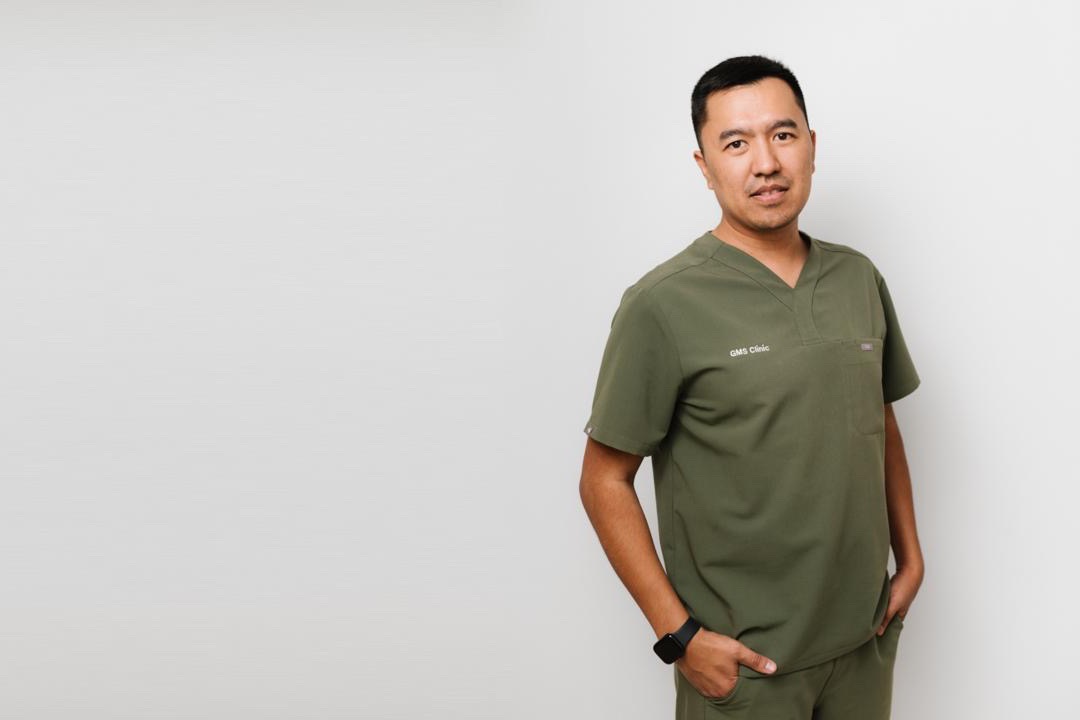 Эмиль Алдыраков, уролог-андролог GMS Clinic Dubai